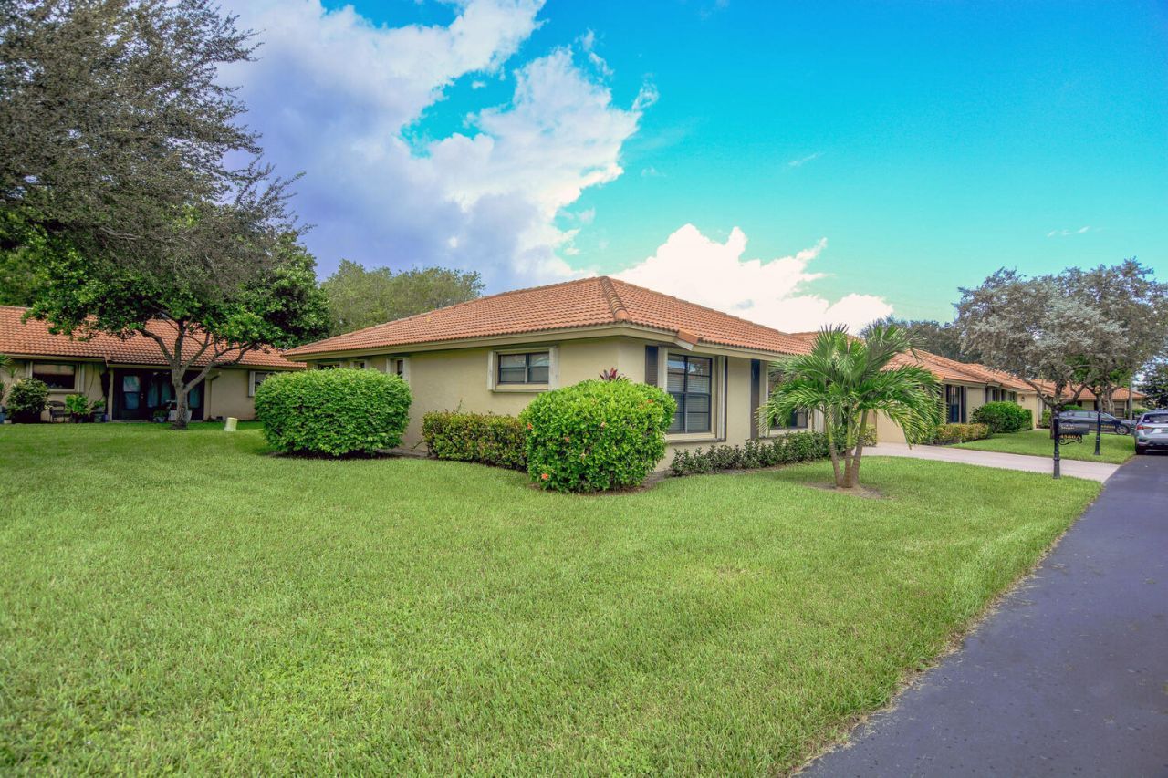 4580 Laurel Tree Road, Unit A, Boynton Beach, FL 33436 Photo