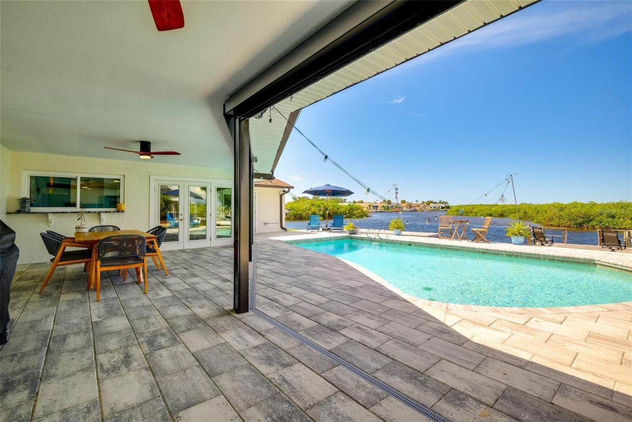 4063 Marine Parkway, New Port Richey, FL 34652 Photo