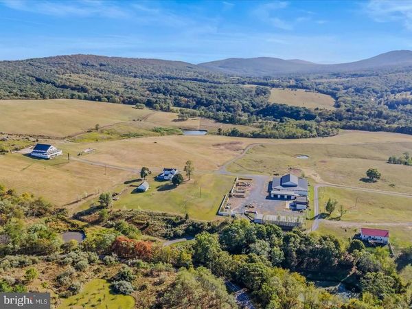 427 AVALANCHE TRAIL, PAW PAW, WV 25434