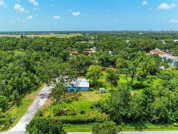 2424 51ST STREET, SARASOTA, FL 34234