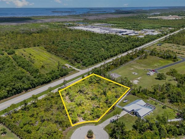 9437 TREASURE LAKE COURT, ST JAMES CITY, FL 33956