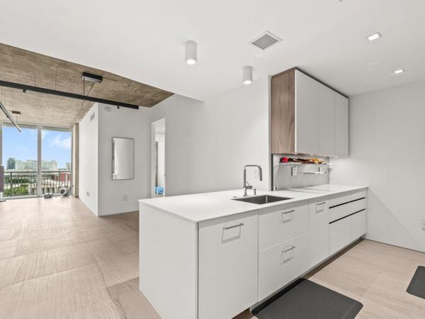 300 S Australian Avenue, Unit 1104, West Palm Beach, FL 33401