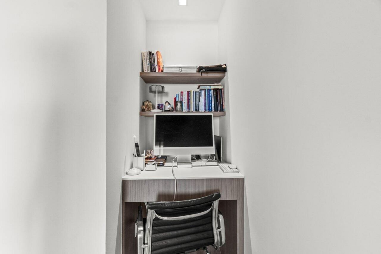 300 S Australian Avenue, Unit 1104, West Palm Beach, FL 33401 Photo