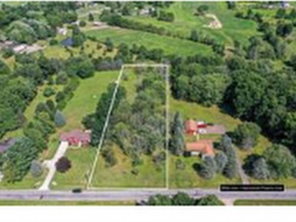 10168 Stanley Road, Garrettsville, OH 44231