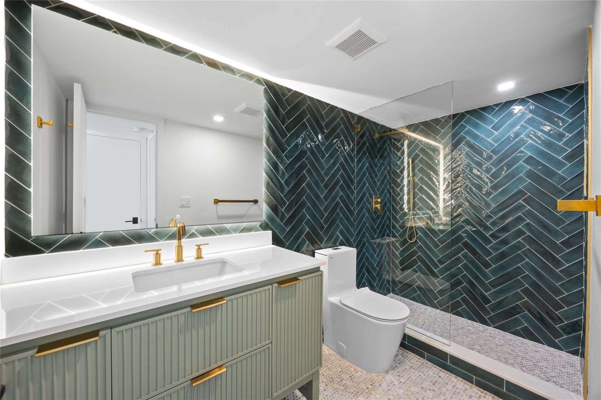 4800 E Bayview Drive, Unit 901, Fort Lauderdale, FL 33308 Photo