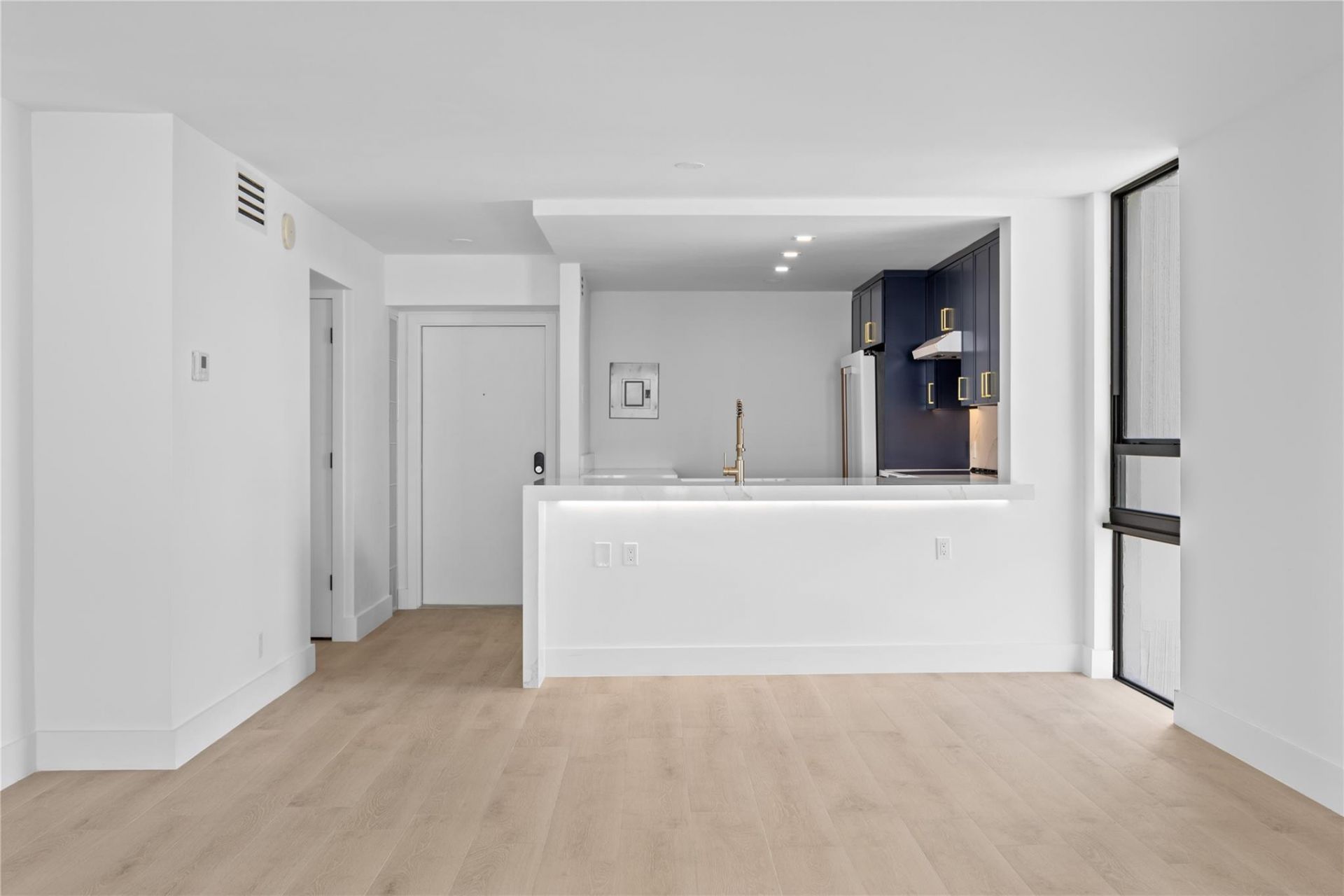 4800 E Bayview Drive, Unit 901, Fort Lauderdale, FL 33308 Photo