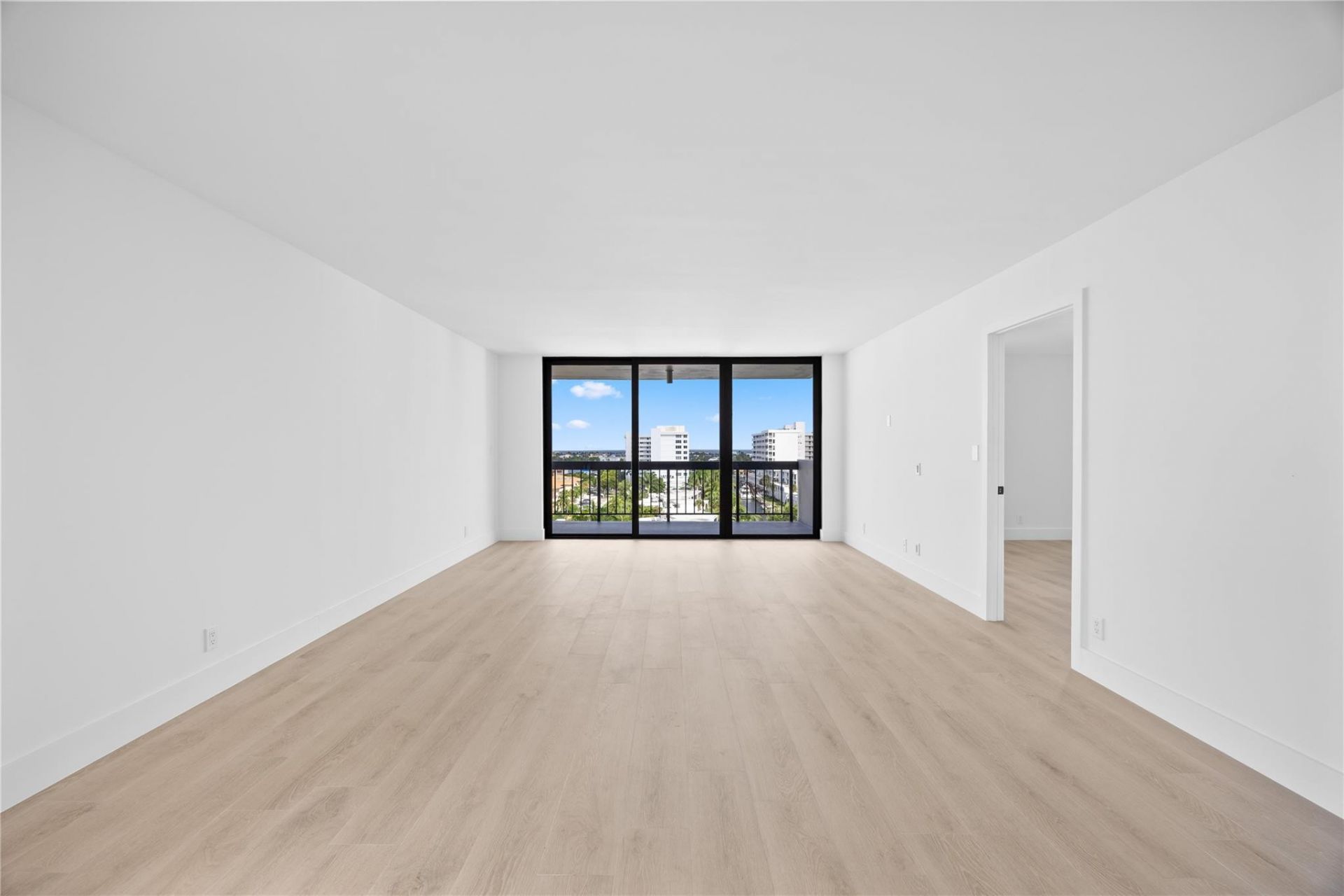 4800 E Bayview Drive, Unit 901, Fort Lauderdale, FL 33308 Photo