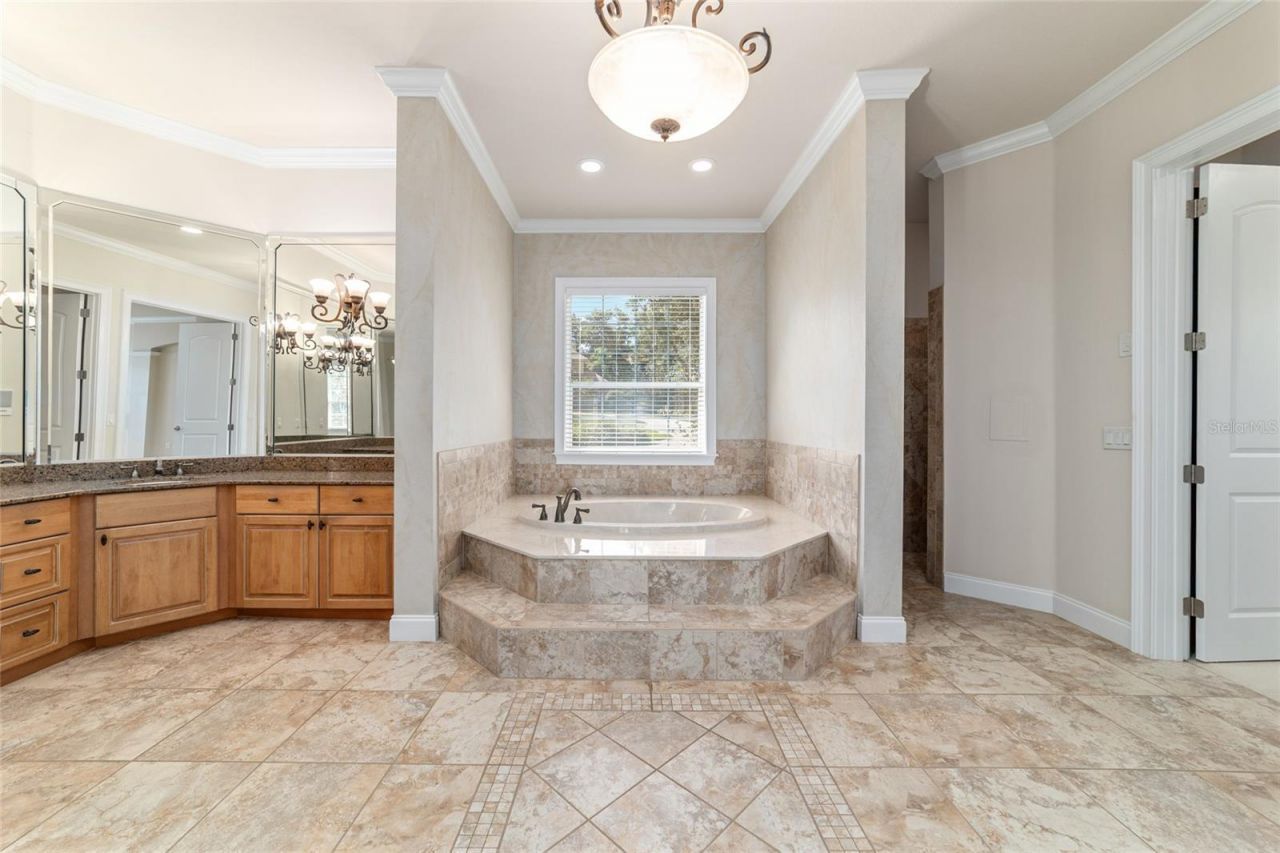 7254 SE 12th Circle, Ocala, FL 34480 Photo