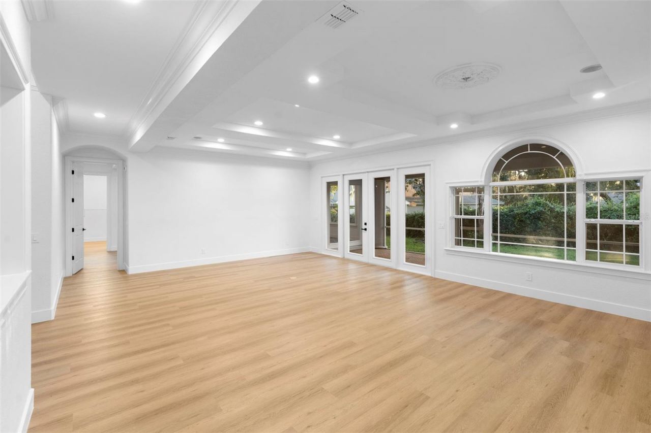 540 Crescent Hills Drive, Lakeland, FL 33813 Photo