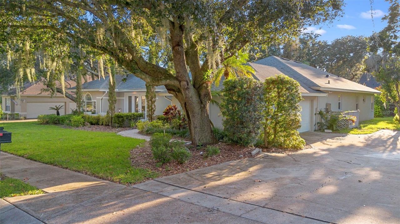 540 Crescent Hills Drive, Lakeland, FL 33813 Photo