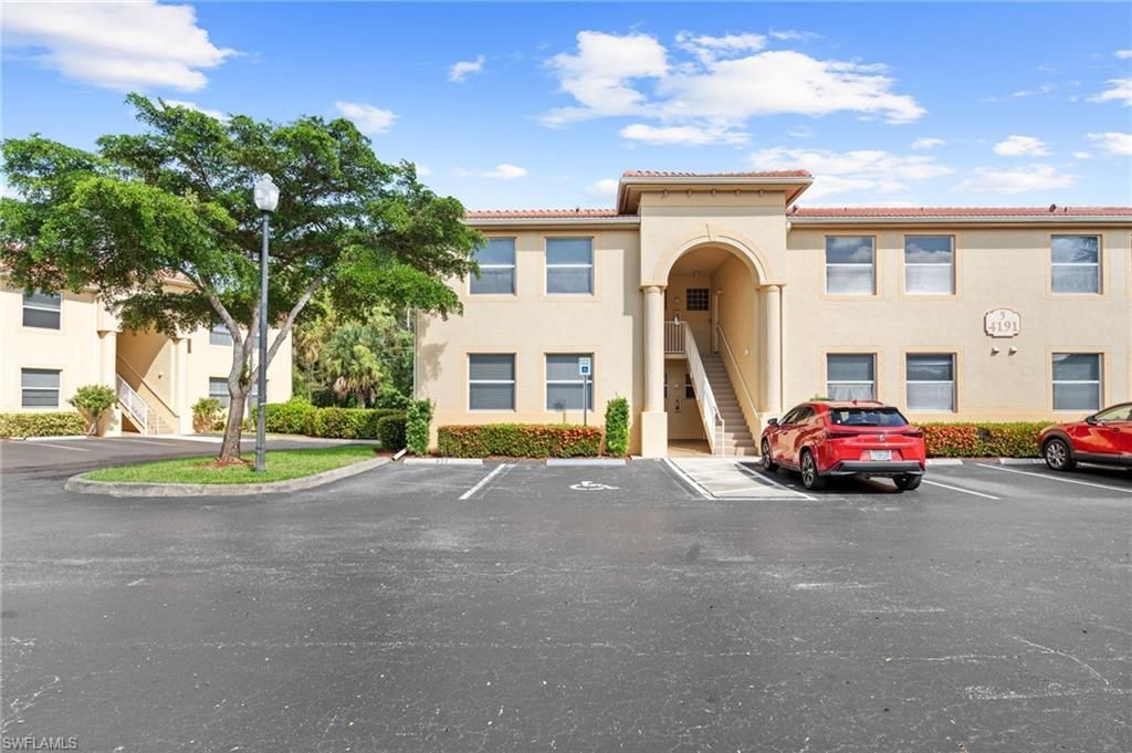 4191 Bellasol Cir , Unit 521, Fort Myers, FL 33916 Photo
