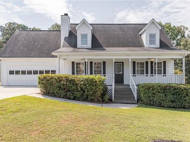 4674 Quail Pointe Drive, Flowery Branch, GA 30542