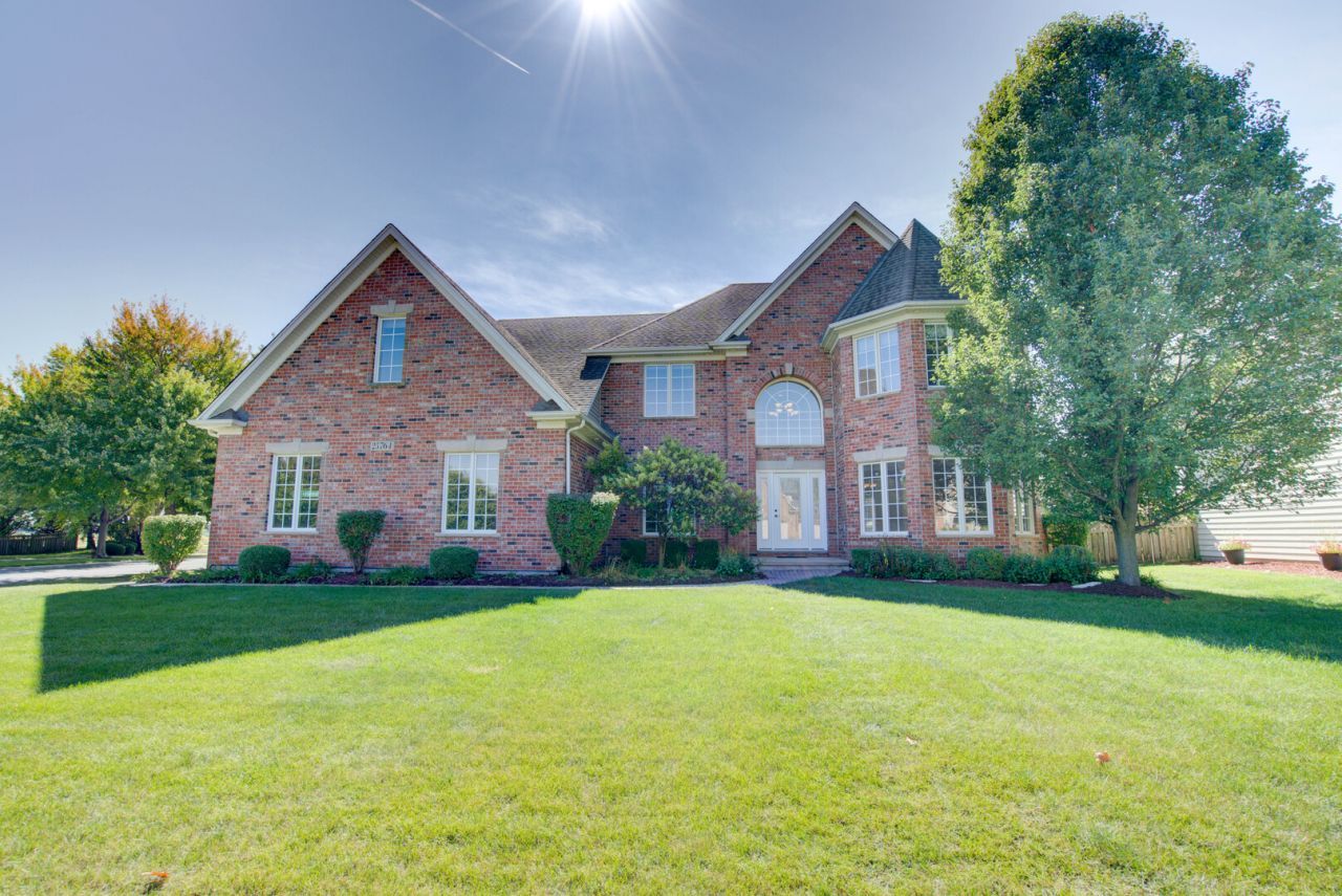 25764 W Sunnymere Drive, Plainfield, IL 60585 Main Photo