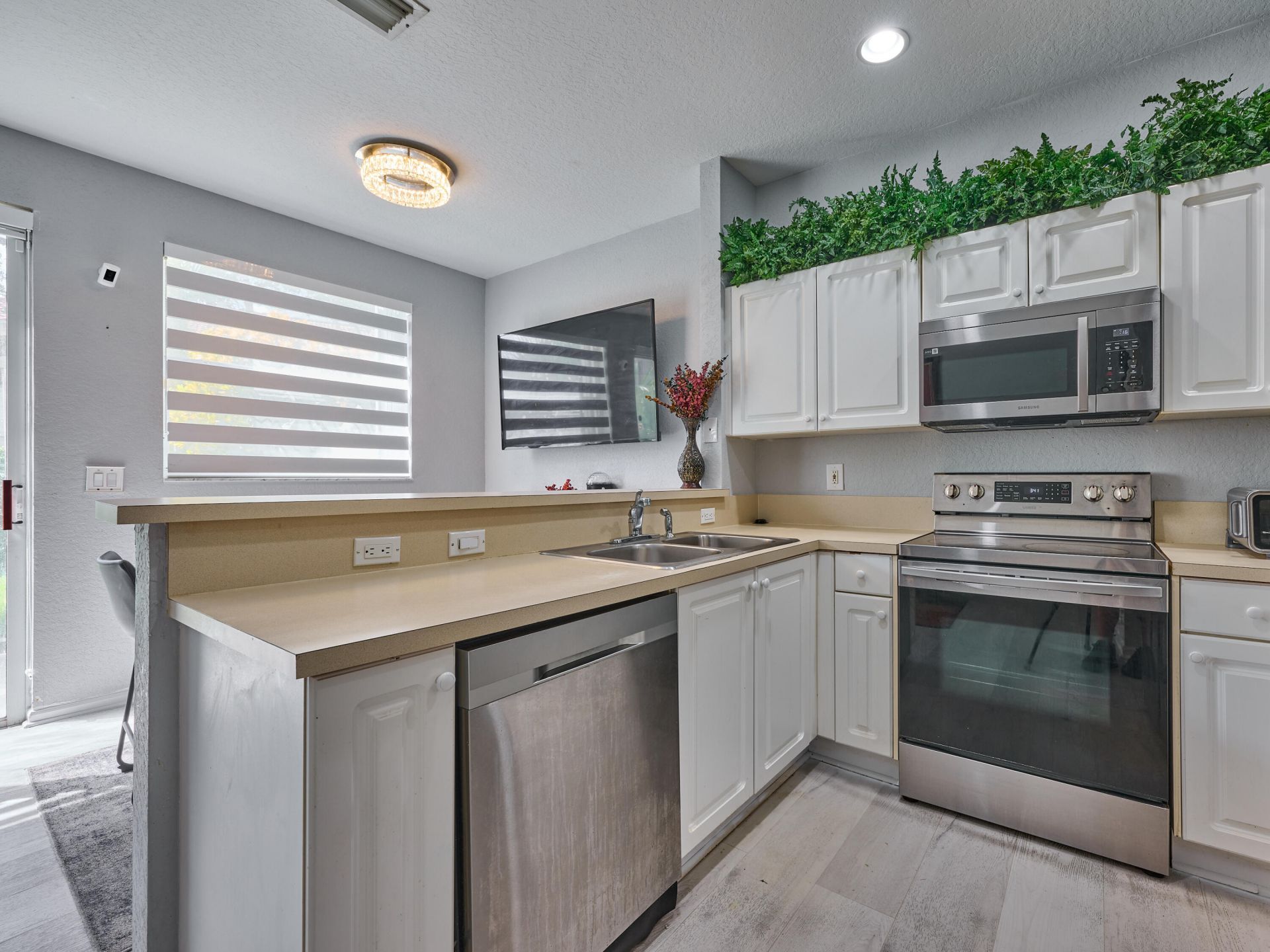 4750 NW 117th Avenue, Coral Springs, FL 33076 Photo