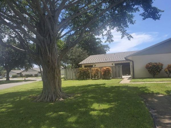 8173 Ambach Way, Hypoluxo, FL 33462