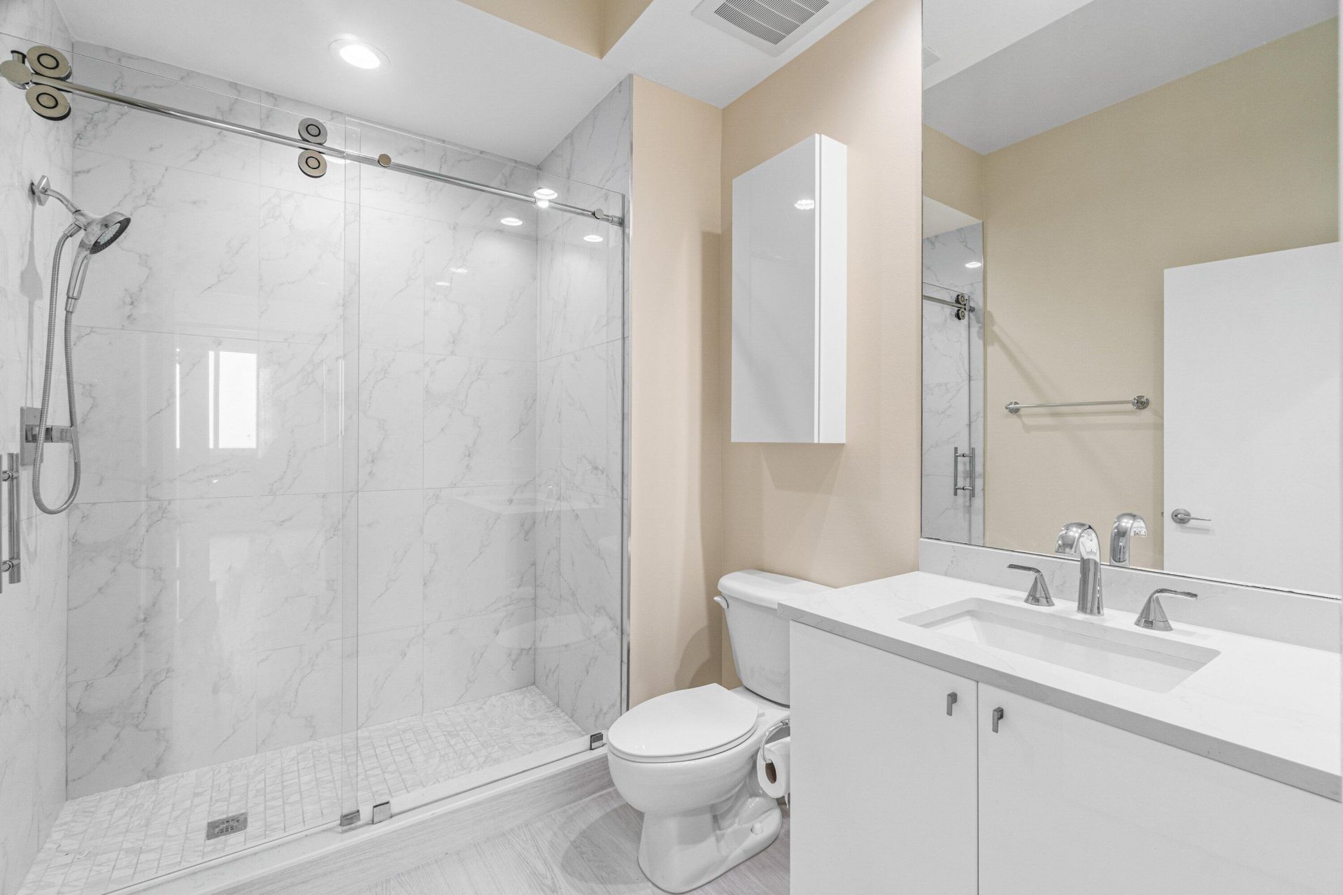 1551 N Flagler Drive, Unit Ph3, West Palm Beach, FL 33401 Photo