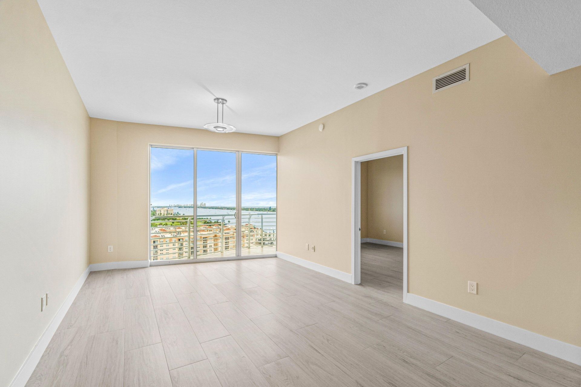 1551 N Flagler Drive, Unit Ph3, West Palm Beach, FL 33401 Photo