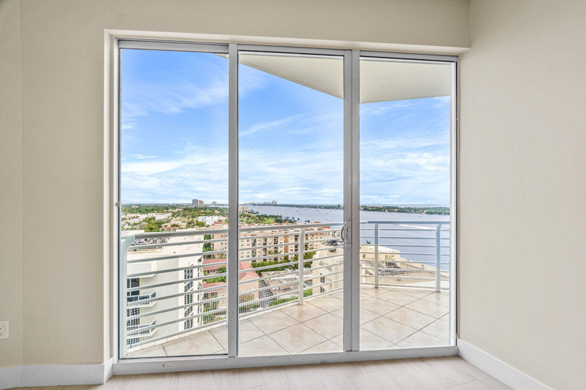 1551 N Flagler Drive, Unit Ph3, West Palm Beach, FL 33401 Photo