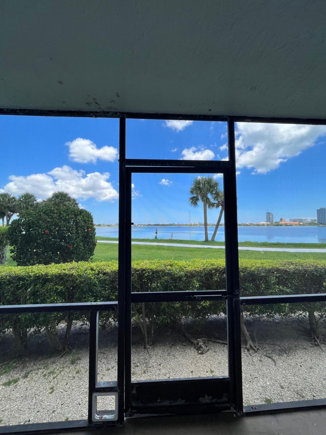 714 Executive Center Drive, Unit 14, West Palm Beach, FL 33401 Photo