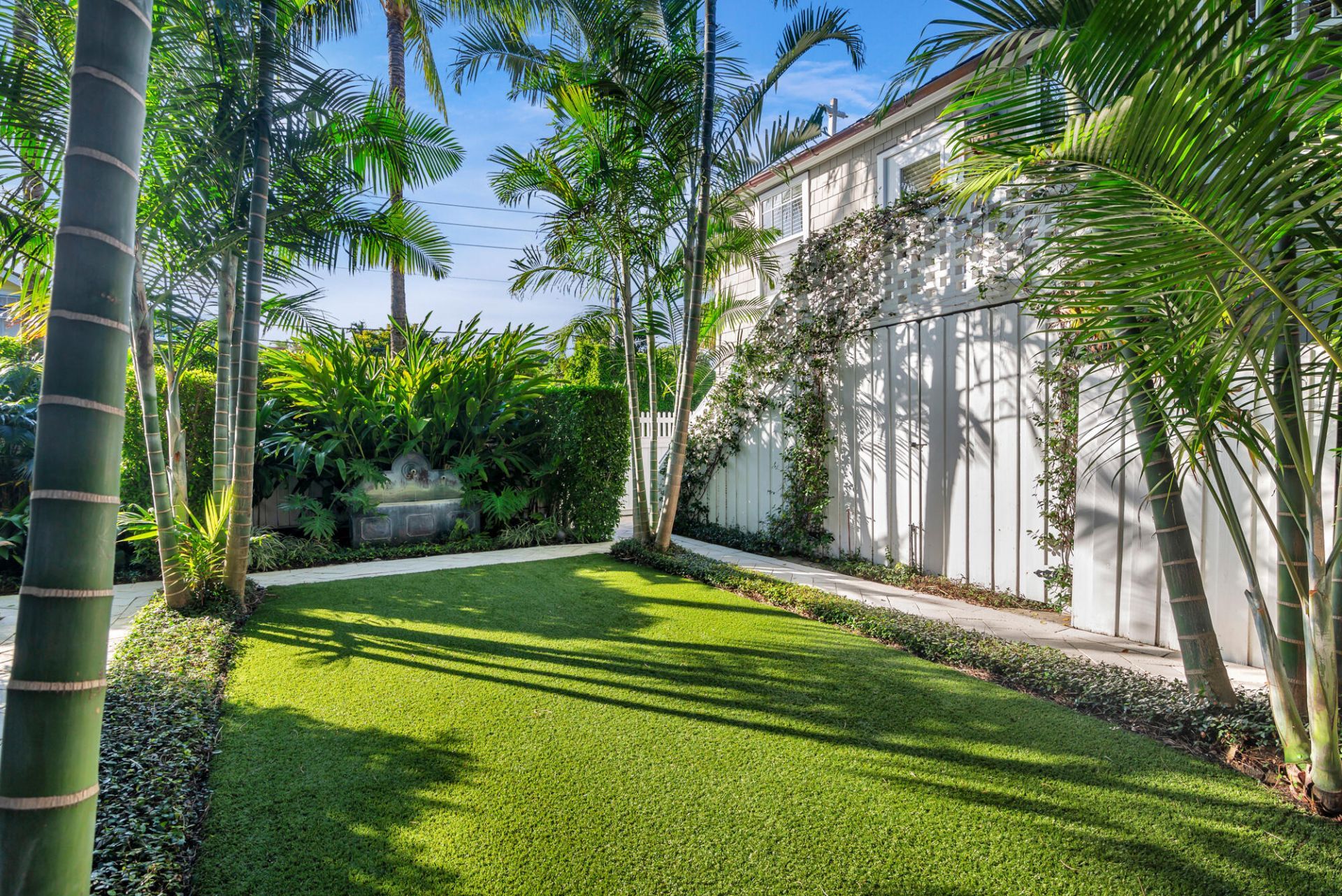 357 Seabreeze Avenue, Palm Beach, FL 33480 Photo