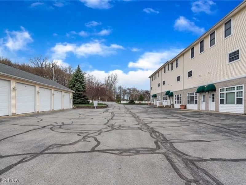 107 Legends Lane, Lakeside Marblehead, OH 43440 Photo 2