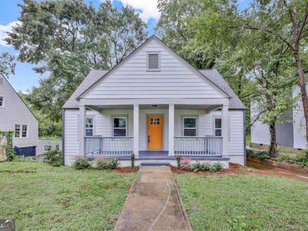 1776 Temple Avenue, College Park, GA 30337