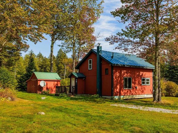 935 Old Manchester Road, Peru, VT 05152