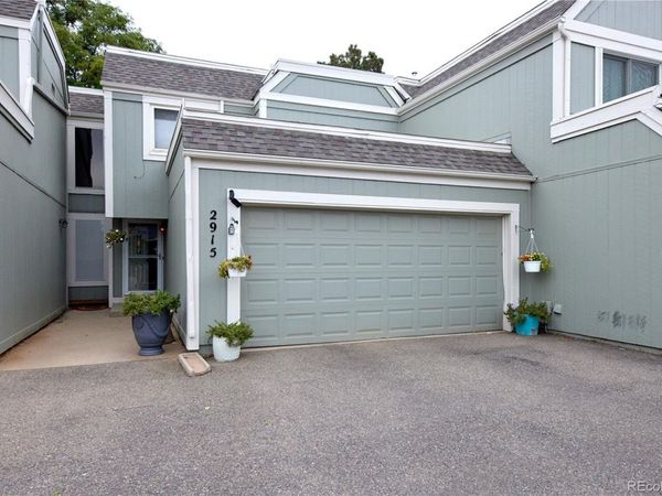 2915 S Lansing Way, Aurora, CO 80014
