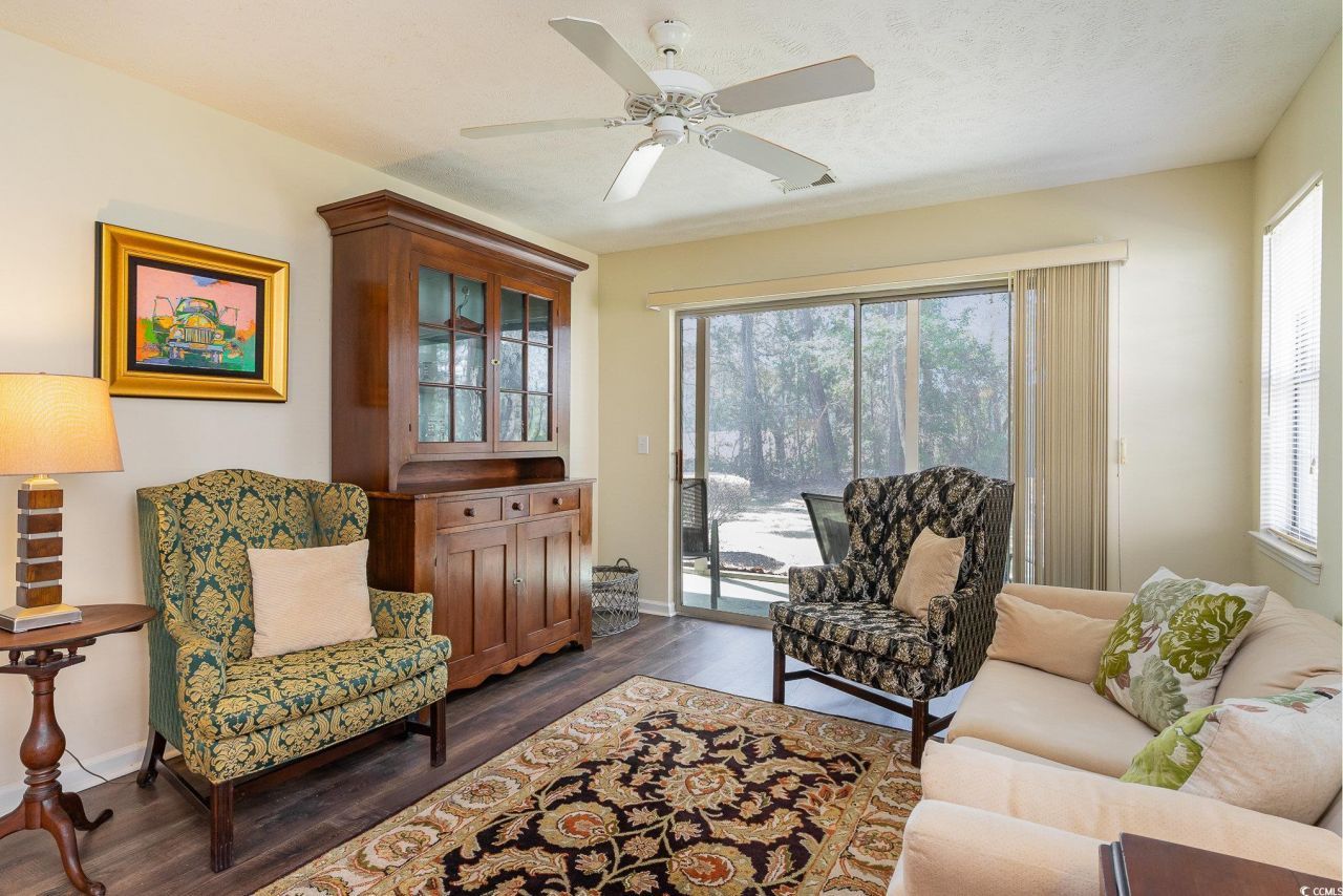 478 Pinehurst Ln. Photo 6