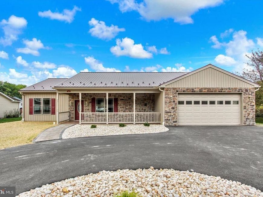 13189 Seneca Drive, Waynesboro, PA 17268 Main Photo