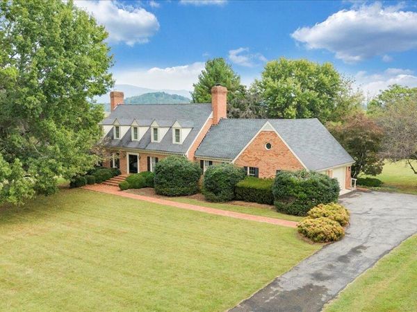 105 North Branch RD, Bedford, VA 24523