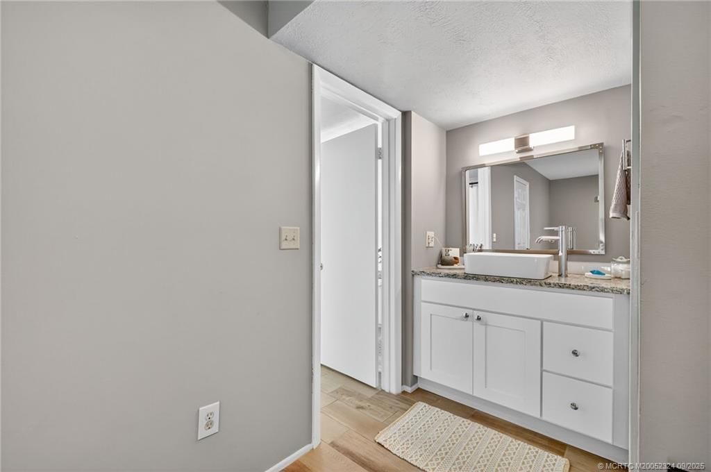 3260 SE Aster Lane, Unit I241, Stuart, FL 34994 Photo