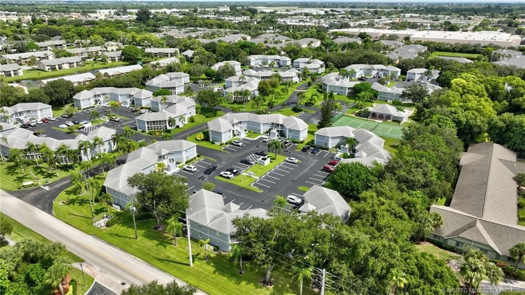 3260 SE Aster Lane, Unit I241, Stuart, FL 34994 Photo