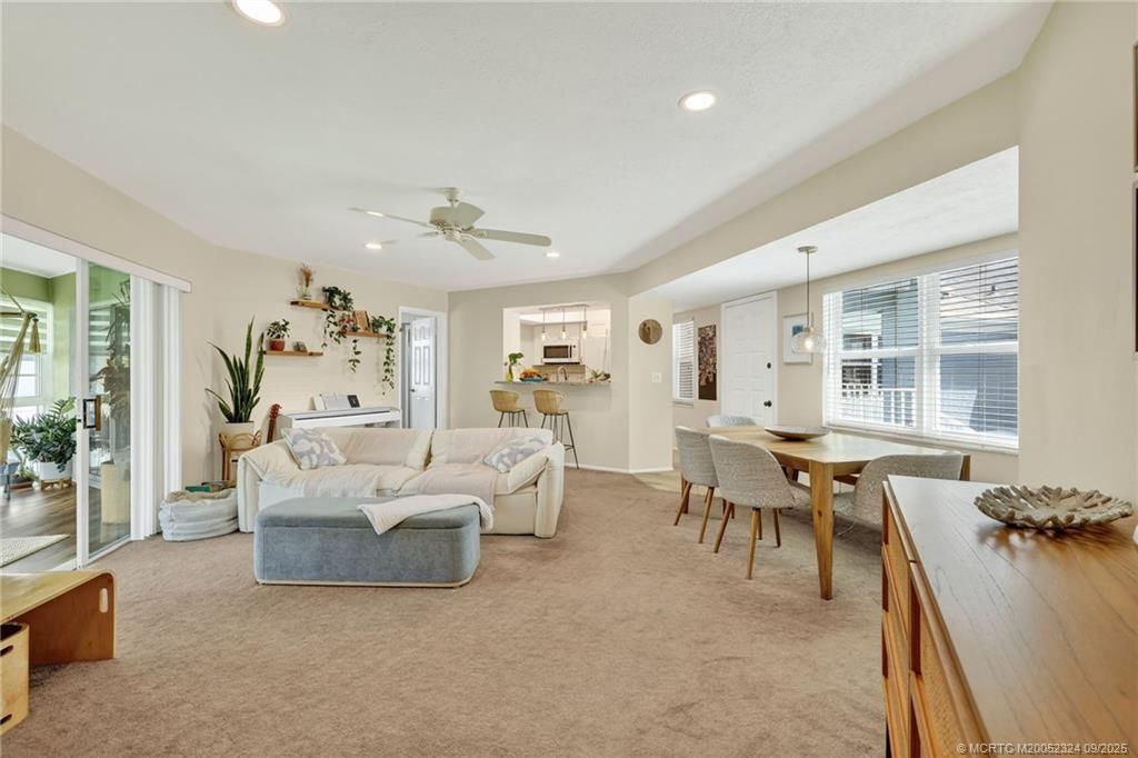 3260 SE Aster Lane, Unit I241, Stuart, FL 34994 Photo