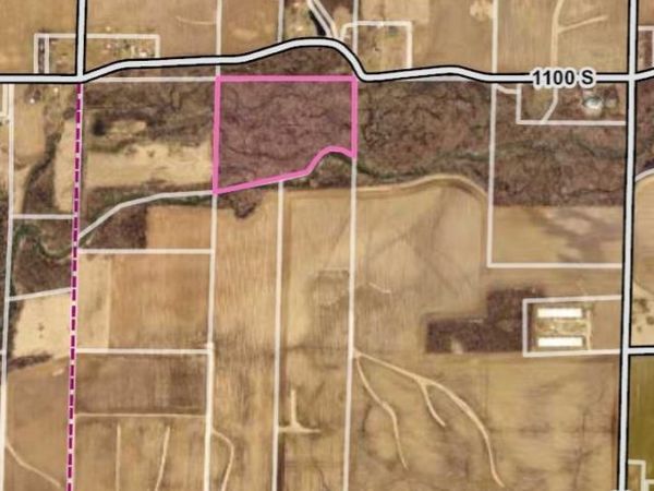 1100 S 1100 Road, Galveston, IN 46932