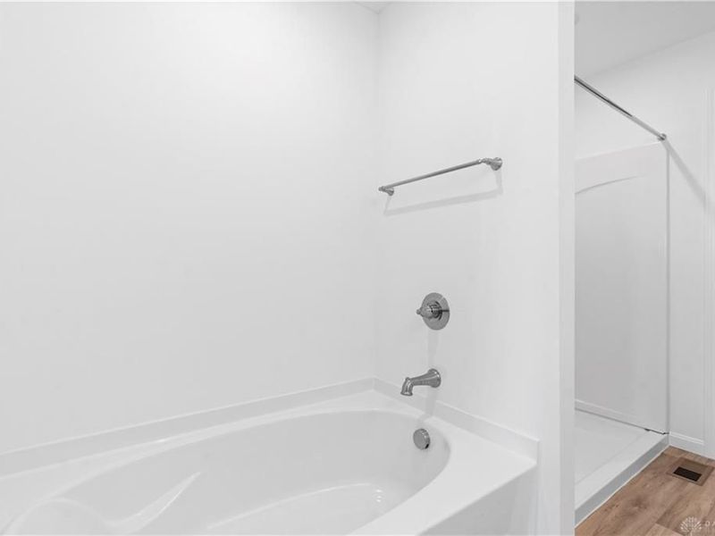 140 Kenneth Hamilton Way, Yellow Springs, OH 45387 Photo 14