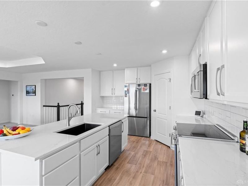 140 Kenneth Hamilton Way, Yellow Springs, OH 45387 Photo 9