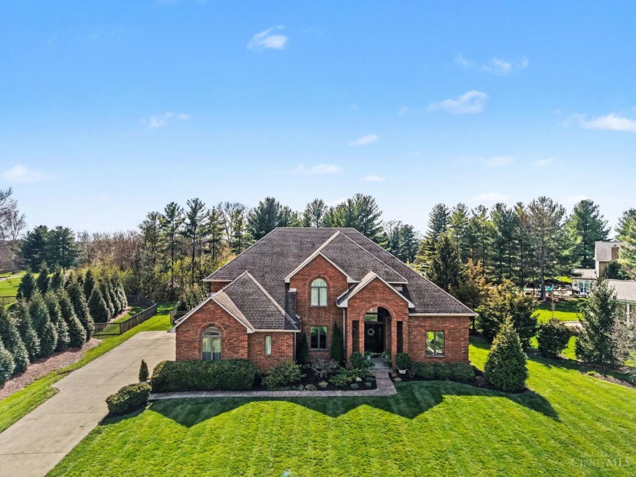 933 Country Club Drive, Pierce Twp, OH 45245 Main Photo