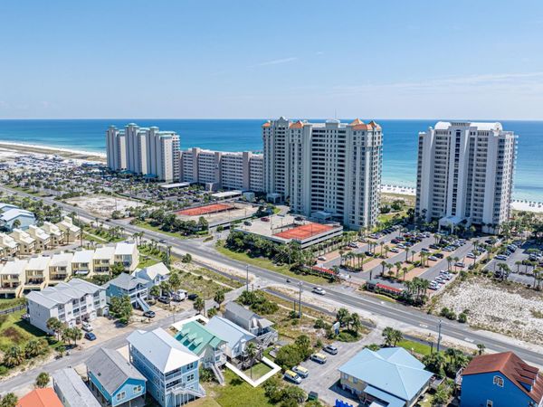 1405 Bahia Drive, Navarre, FL 32566