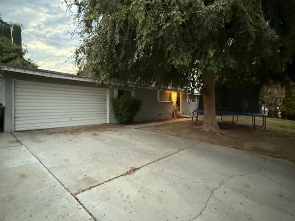 207 N Stine Road, Bakersfield, CA 93309