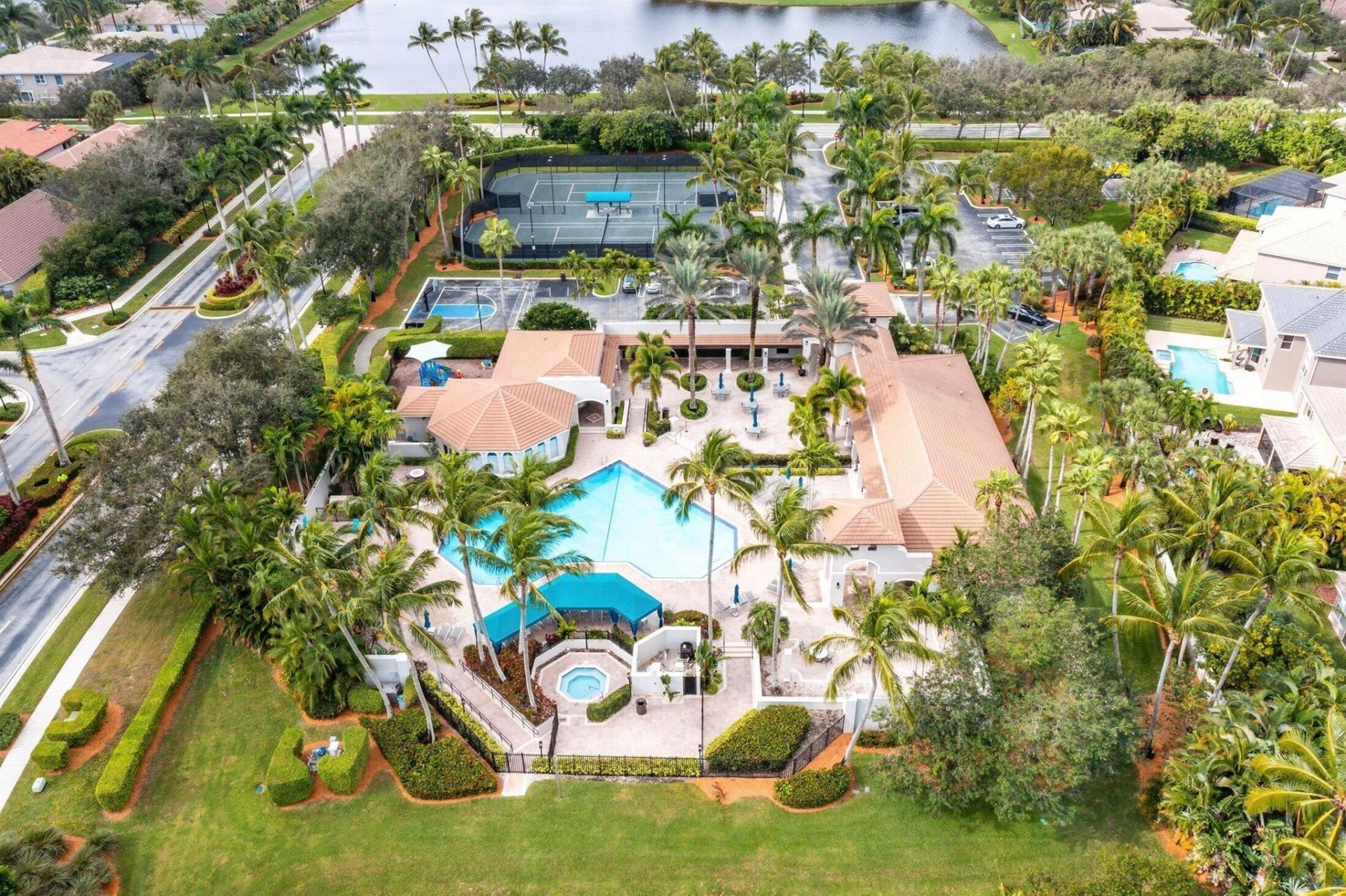 19557 Saturnia Lakes Drive, Boca Raton, FL 33498 Photo