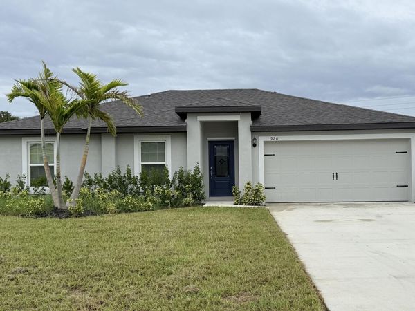 920 SW Castaneda Lane SW, Port Saint Lucie, FL 34953