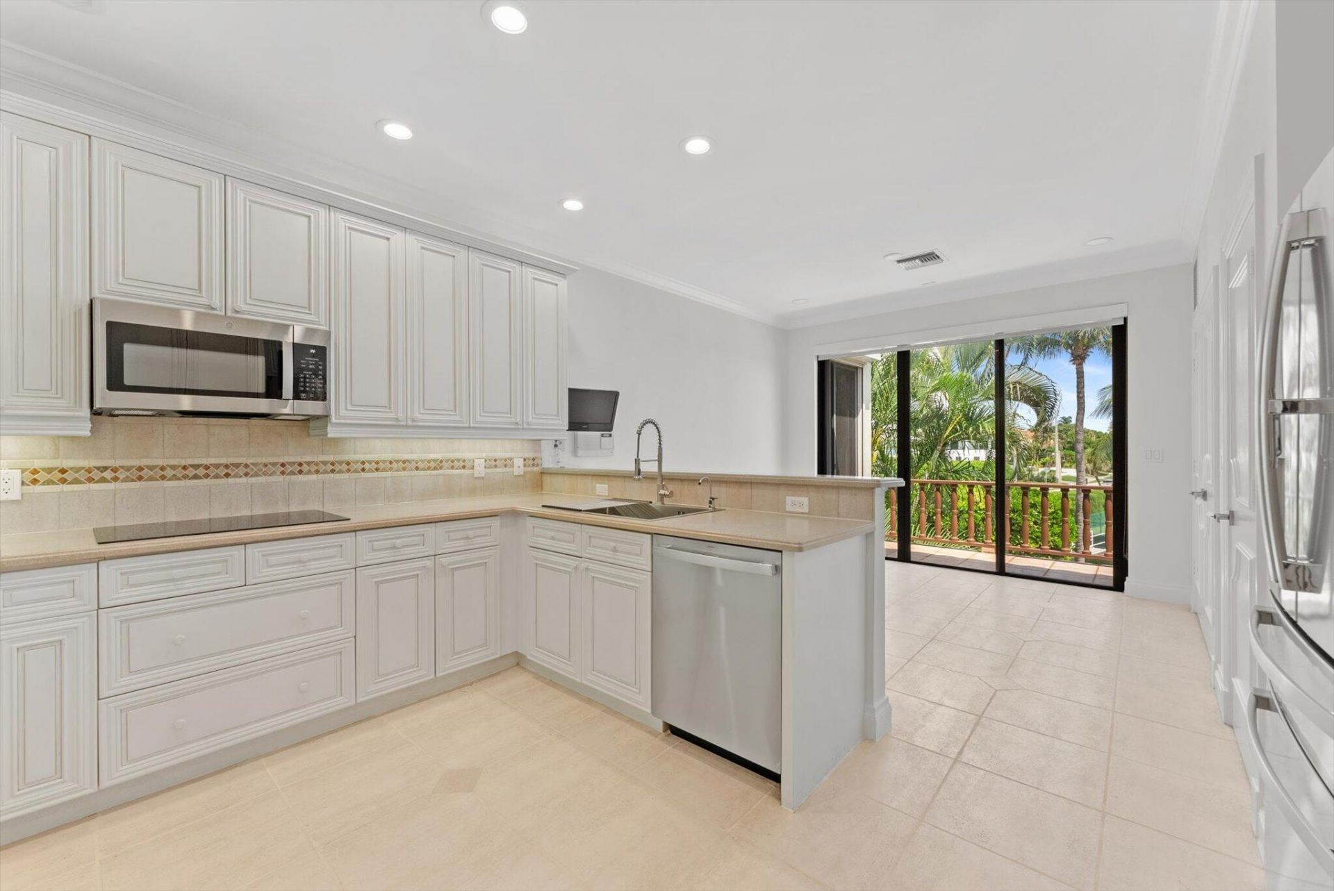 5841 N Ocean Boulevard, Unit F2, Ocean Ridge, FL 33435 Photo