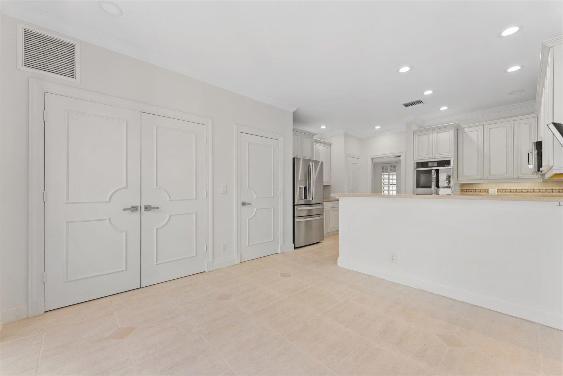 5841 N Ocean Boulevard, Unit F2, Ocean Ridge, FL 33435 Photo