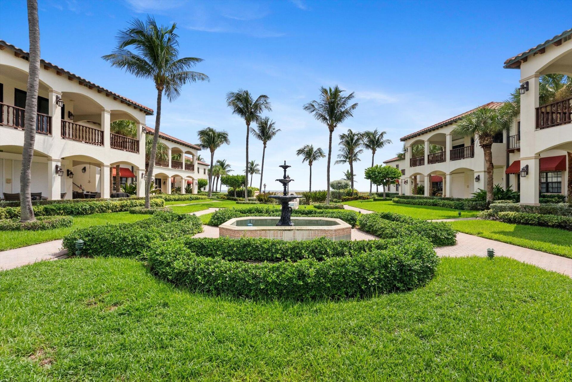 5841 N Ocean Boulevard, Unit F2, Ocean Ridge, FL 33435 Photo