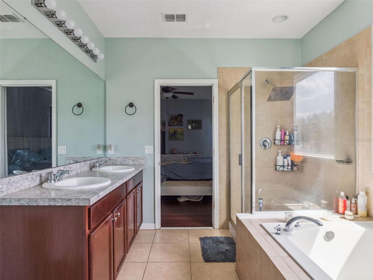 2566 Limerick Circle, Grand Island, FL 32735 Photo