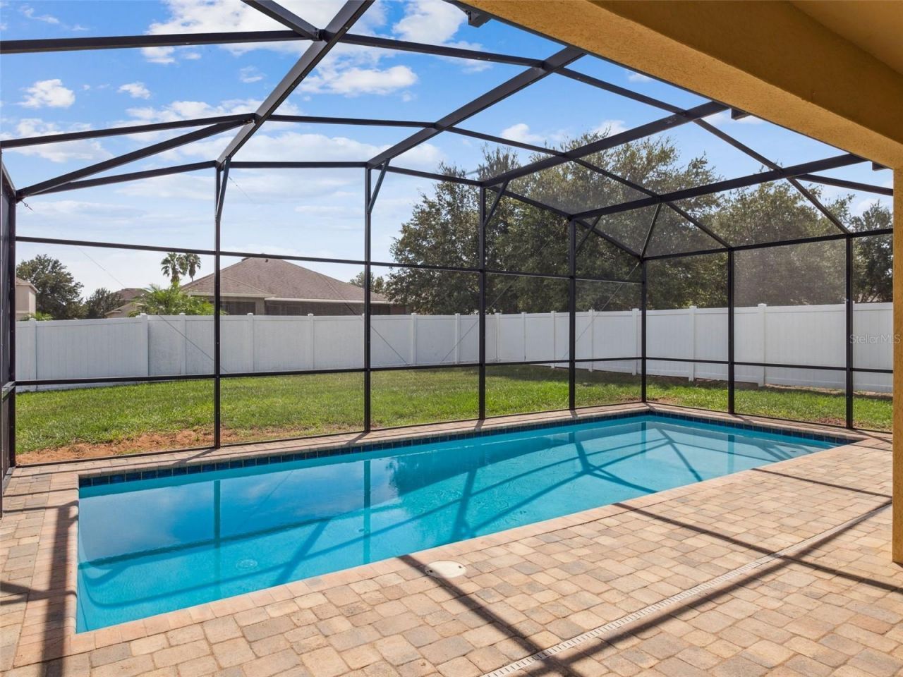 2566 Limerick Circle, Grand Island, FL 32735 Photo
