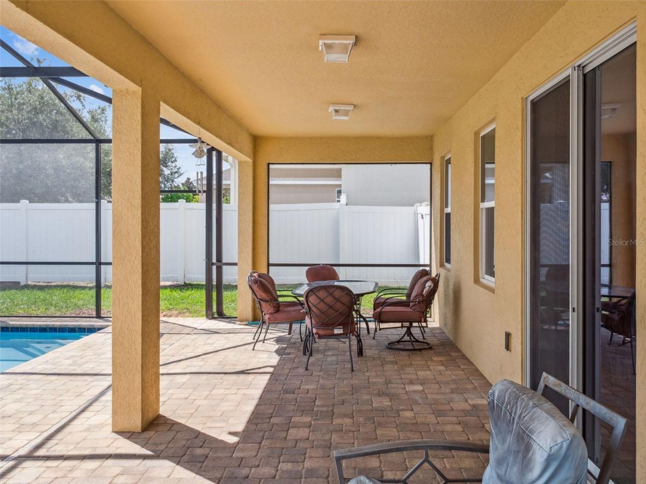 2566 Limerick Circle, Grand Island, FL 32735 Photo