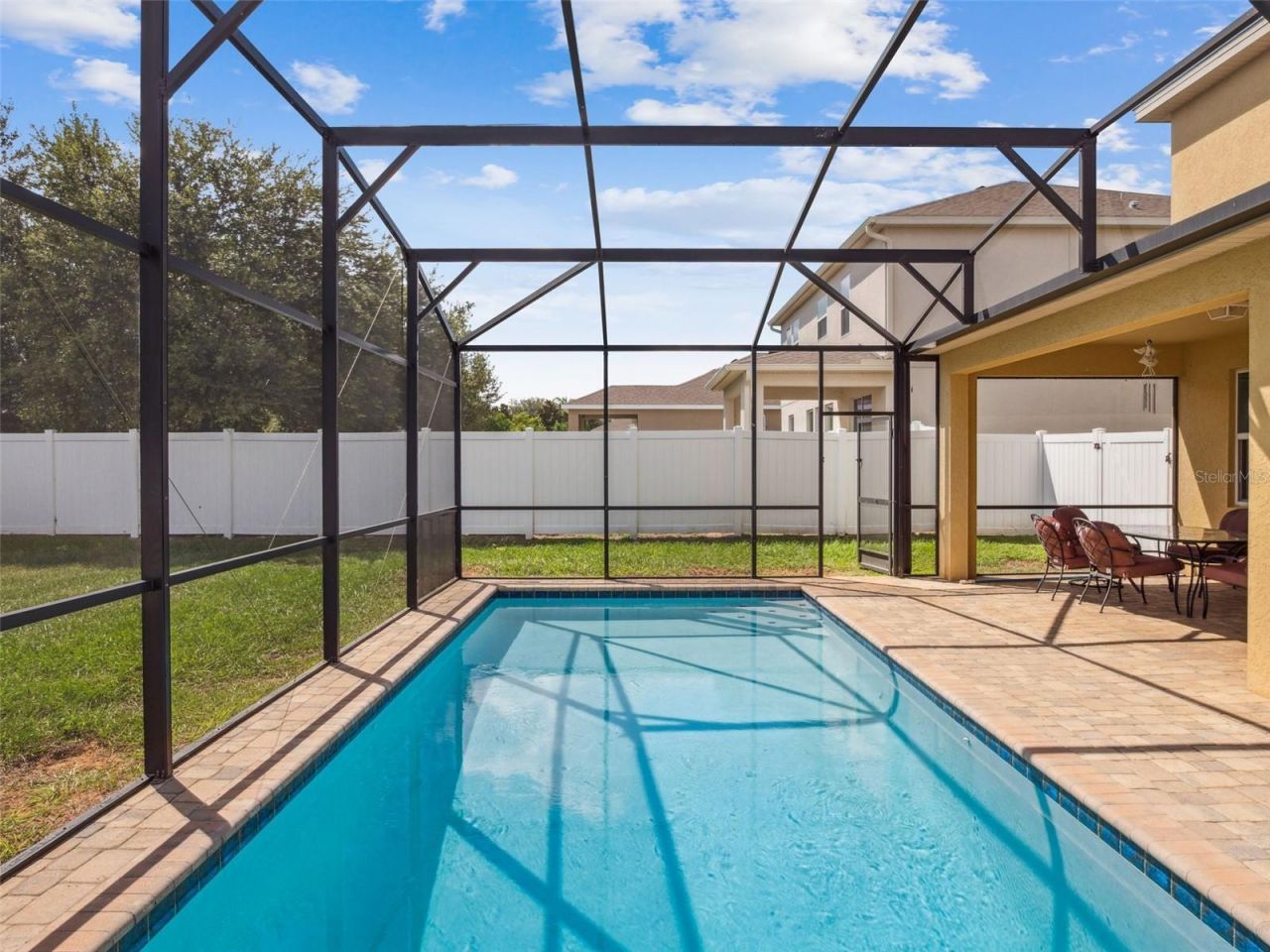 2566 Limerick Circle, Grand Island, FL 32735 Photo