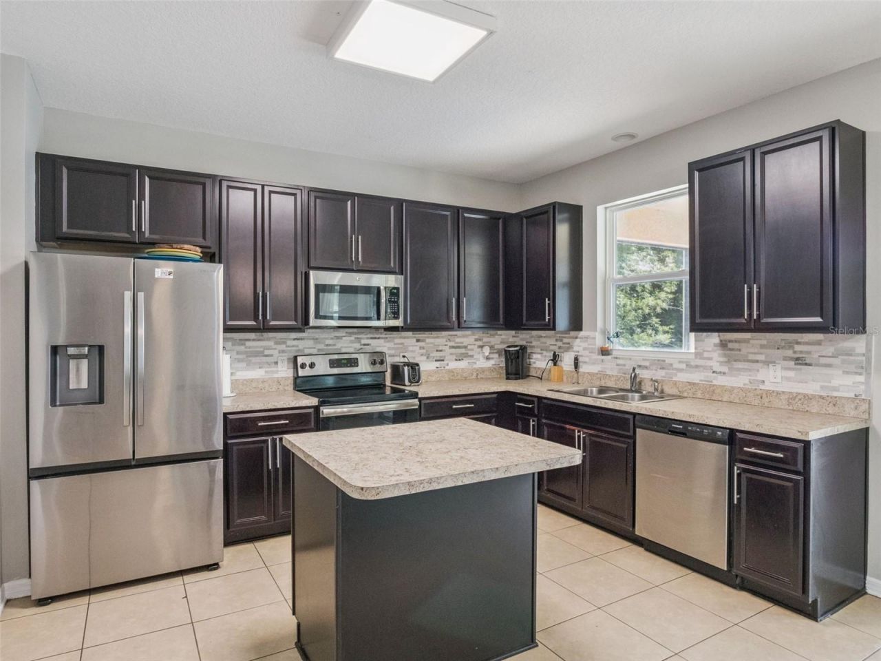 2566 Limerick Circle, Grand Island, FL 32735 Photo